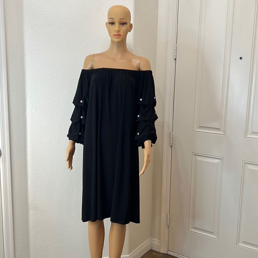 JBS Woman Dress Size 1X Scoop Elastic Neck On Off Shoulder Black White Pearls